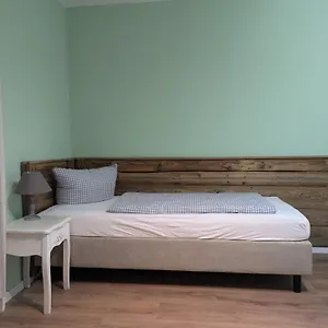 Haus Am Bach - Gemuetliche Gæstehus